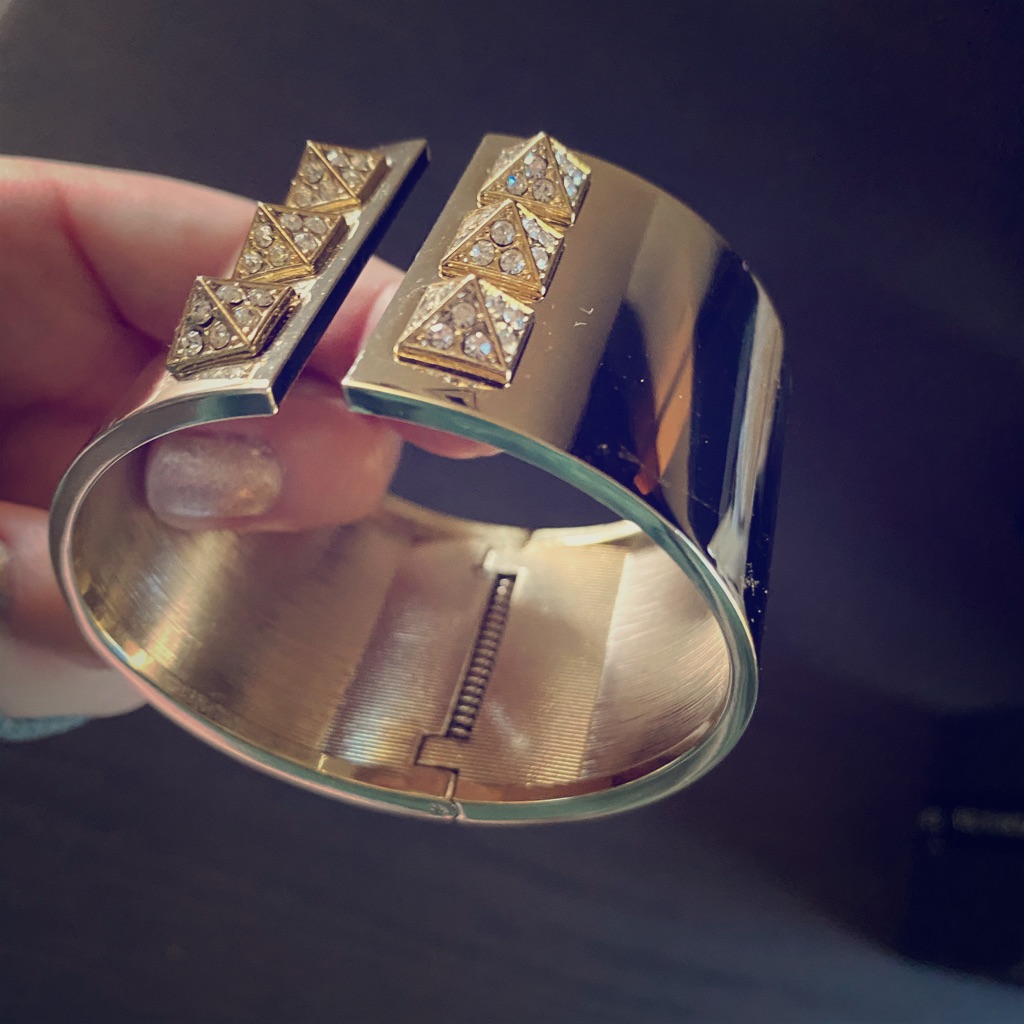 Gold Tone Bracelet With Embellished Detail 12$